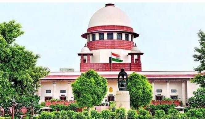 कांग्रेस नेता ने SC में EWS आरक्षण पर दायर की पुनर्विचार याचिका, कोर्ट ने बताया था वैधानिक