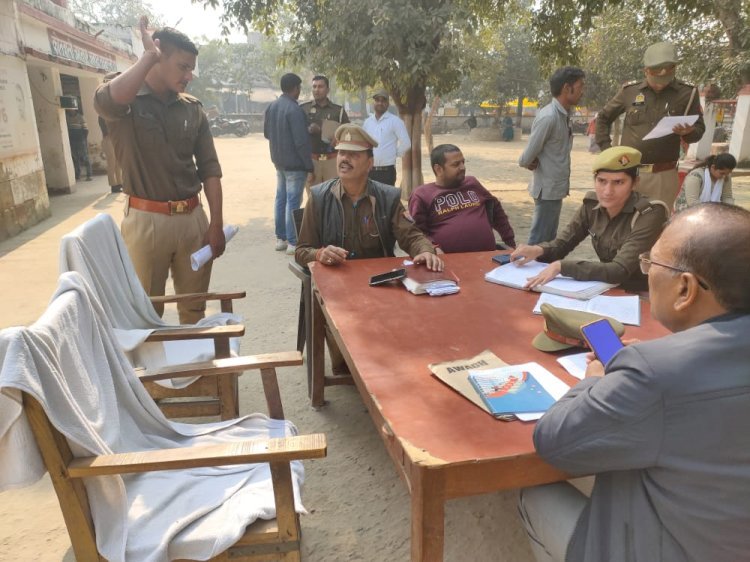 Raibareli-समाधान दिवस के दिन 9 शिकायतें आई जिसमें से एक का भी निस्तारण नहीं हुआ*