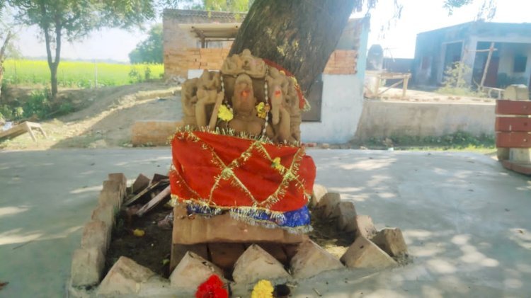 Raibareli -खुदाई के दौरान प्राचीन मूर्ति निकलने से हड़कंप*