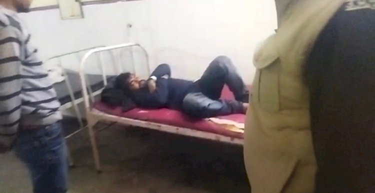 Raibareli-ट्रक और बाइक की टक्कर में बाइक सवार गंभीर रूप से घायल जिला अस्पताल रेफर*