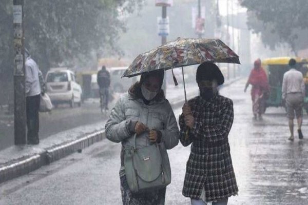 उत्तराखंड में फिर बदलेगा मौसम, इन राज्यों में घने कोहरे के साथ भारी बारिश की आशंका, येलो अलर्ट जारी