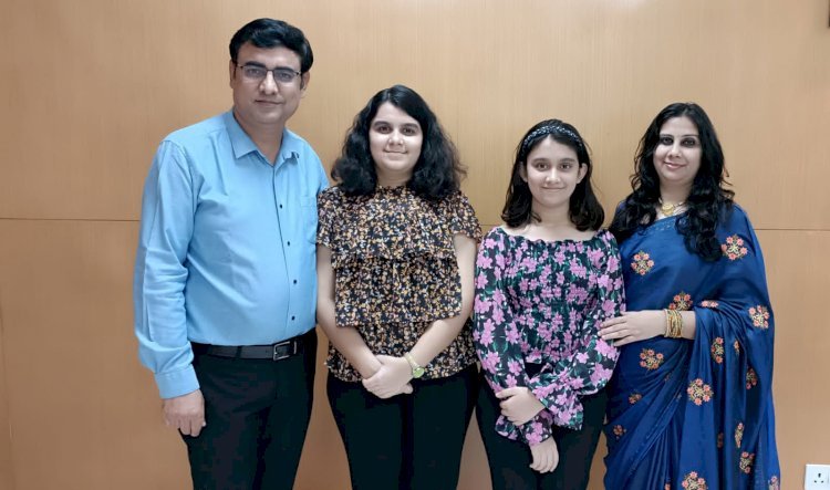 *विश्व हिंदी दिवस (10 जनवरी) : तीन पीढ़ियों संग हिंदी के विकास में तत्पर पोस्टमास्टर जनरल कृष्ण कुमार यादव का परिवार*