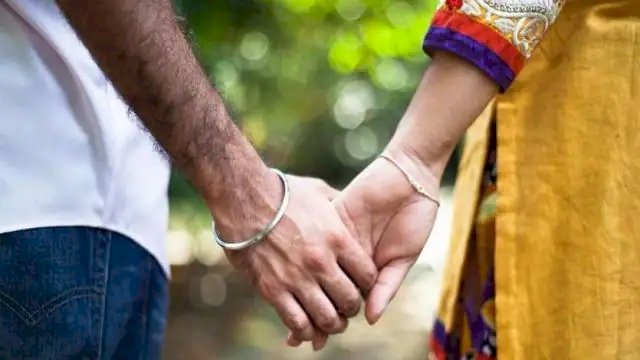 4 बच्चों की सास के साथ फरार हुआ दामाद, बच्चे और ससुर कर रहे इन्तजार !