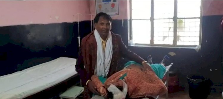 Raibareli-खैरहनी के निकट बाइक से गिरी अधेड़ महिला की इलाज के लिए जाते समय रास्ते में मौत