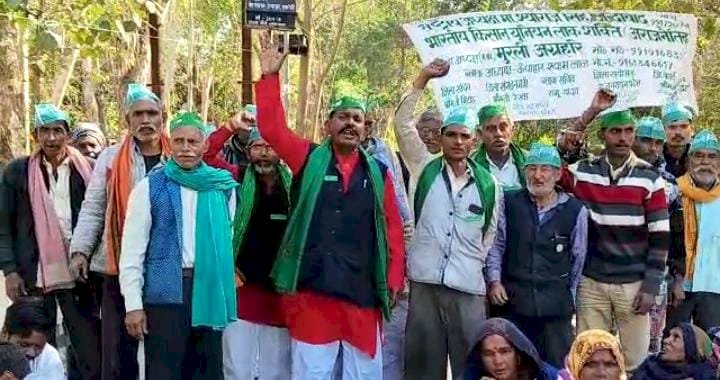 रायबरेली-लोकशक्ति-संगठन के सदस्यों ने जिलाध्यक्ष की अगुवाई में 11 सूत्रीय मांगों लेकर सौपा ज्ञापन