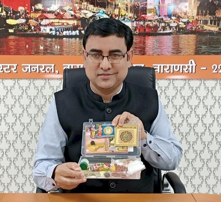 डाक विभाग की पहल : महाशिवरात्रि में घर बैठे स्पीड पोस्ट से पाएं श्री काशी विश्वनाथ मंदिर का प्रसाद*