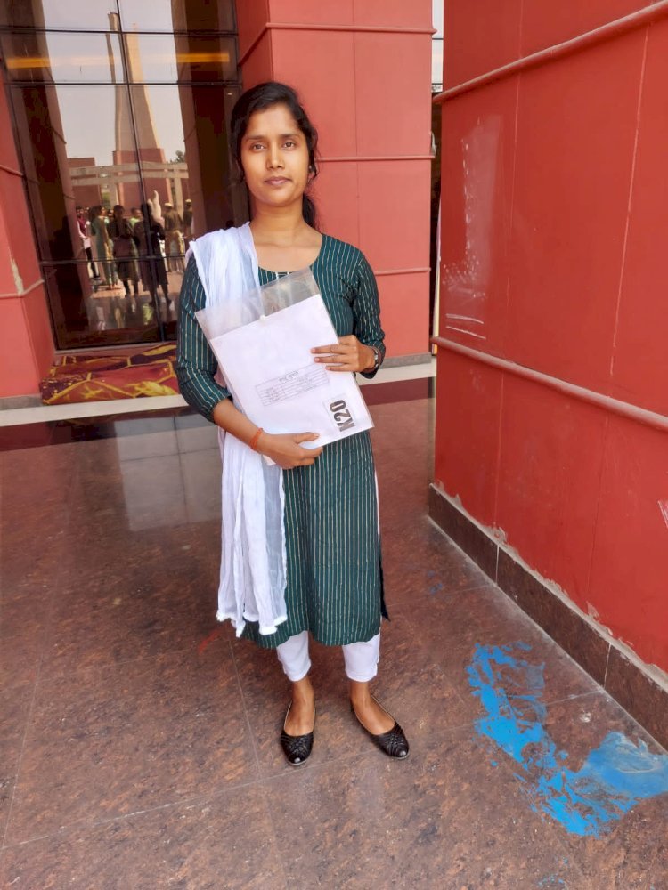 Raibareli-किसान परिवार के बच्चों का दरोगा पद पर चयन होने से क्षेत्र में खुशी की लहर