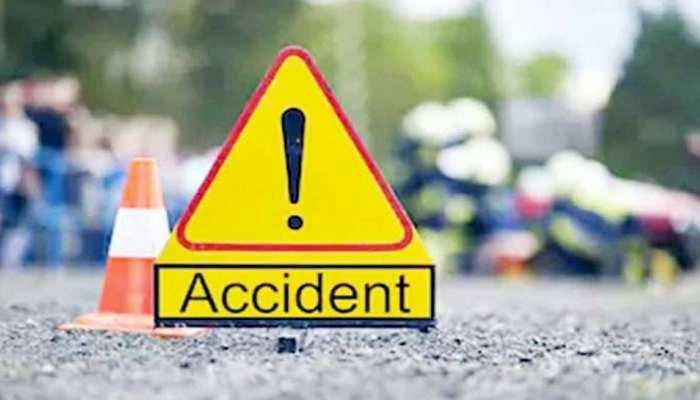 Raibareli-अज्ञात वाहन की टक्कर से दो युवक गंभीर रूप से घायल