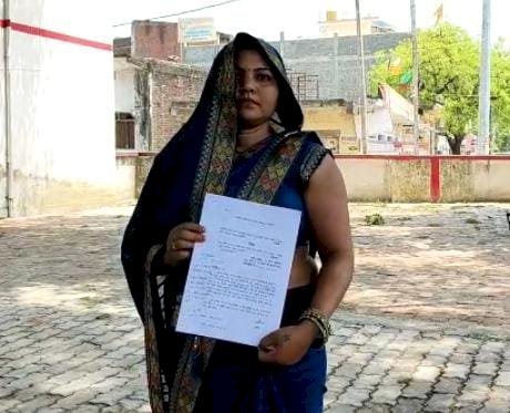 रायबरेली-बैनामे की जमीन पर किये जा रहे निर्माण कार्य पर दबंग द्वारा अड़ंगा लगाने का आरोप