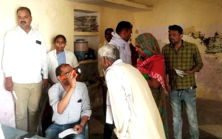 Raibareli-नेत्र शिविर में नेत्र रोगियों 63 रोगियो का परीक्षण 16 रोगियो का होगा मोतियाबिंद का ऑपरेशन।*