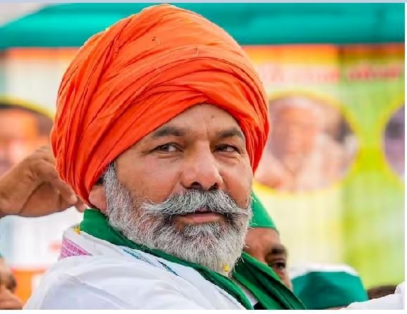 किसान नेता राकेश टिकैत का ट्वीट, कलम और कैमरा पर बंदूक का पहरा है…