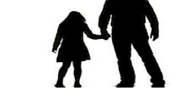 Raibareli-शिक्षक पर नाबालिग छात्रा को भगाने का आरोप