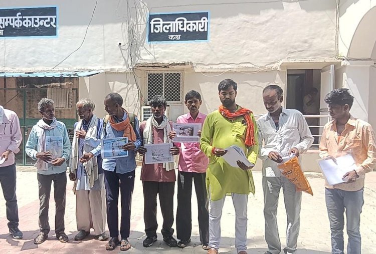 आजादी के 75 वर्षों बाद भी नहीं बन पाई सड़क