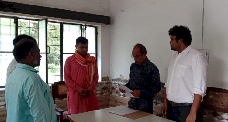 रायबरेली-प्रधान व बीडीसी सदस्य पद के लिए हुए उपचुनाव में निर्वाचित प्रधान व बीडीसी सदस्य को गोपनीयता की दिलाई गइ शपथ