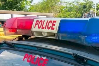 डीएम कार्यालय से रिटायर्ड कर्मी ने नाबालिग से की अश्लील हरकत, पुलिस ने भेजा जेल, घर में करवाता था काम