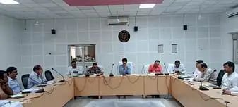 सीएम के आगमन पर मुख्यालय नहीं छोड़ेंगे अधिकारी