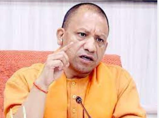 सीएम योगी का अधिकारियों को निर्देश, मेरिट पर हो जिला विद्यालय निरीक्षक की तैनाती, जहां रिक्त है पद, तत्काल करें तैनात