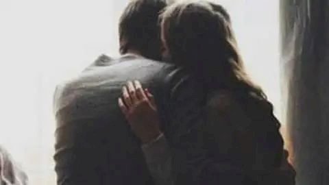 प्रेमी के लिए उजाड़ा अपना ही सुहाग, पत्नी ने पति के साथ खेला खूनी खेल, सोते समय कर डाली खौफनाक घटना