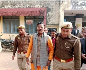 भाजपा विधायक रामदुलार गोंड़ की दुष्कर्म मामले में सुनवाई टला, 20 नवंबर को होगी…