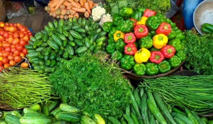 सर्दियों में पत्तेदार सब्जियां, विटामिन और मिनरल से भरपूर, बचने के लिए करें ये उपाय !