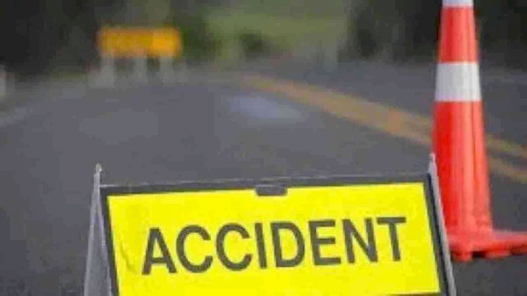 बड़ी खबर-ऑटो और बोलेरो में आमने सामने जोरदार टक्कर