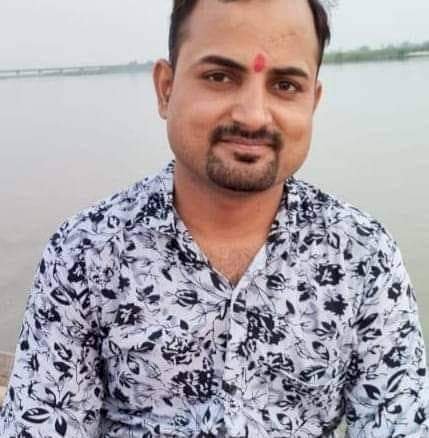 Raibareli-संदिग्ध परिस्थितियों में अखबार के संपादक आशीष देववंशी की मौत 