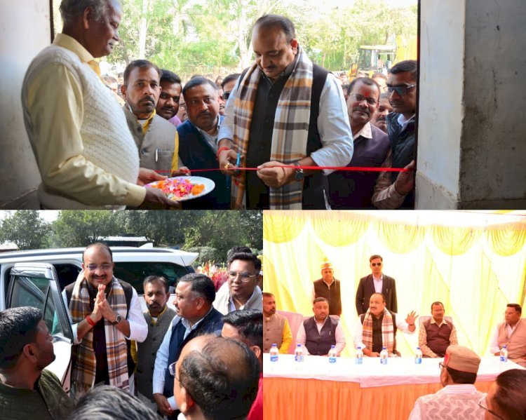 क्रय विक्रय समिति में पीसीएफ का खुला सरकारी धान खरीद केंद्र