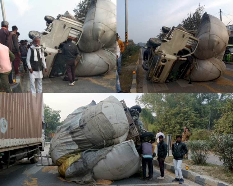 Raibareli-डम्फर ने भूसा लदे लोडर को मारी टक्कर