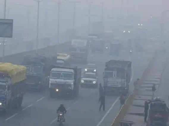 प्रदूषण से बिगड़े हालात, AQI 460 के पार, जानें अगले चार दिनों तक कैसा रहेगा मौसम?