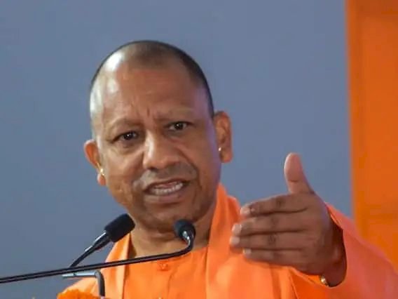 वाराणसी, अयोध्या और मथुरा में अब मंदिरों के पास नहीं कर पाएंगे ये काम, सीएम योगी ने दिए सख्त निर्देश