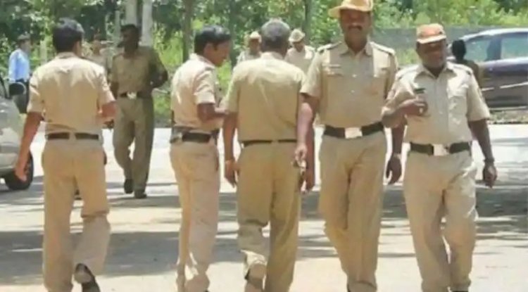 नौकरी दिलाने के नाम पर महिला से रेप, पीड़िता को घर तक छोड़ने आया आरोपी