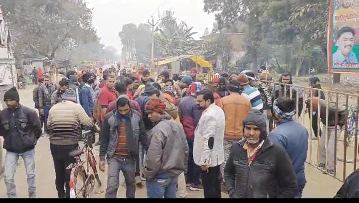 रायबरेली-ट्रक की टक्कर से बाइक सवार की मौत,एक घायल रेफर