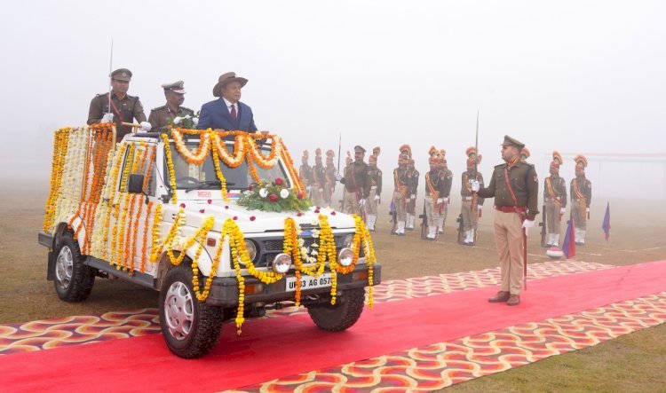 Raibareli-75 वें गणतंत्र दिवस पर तिरंगा रंग में रंगा आरेडिका आधुनिक रेल डिब्बा कारखाना  