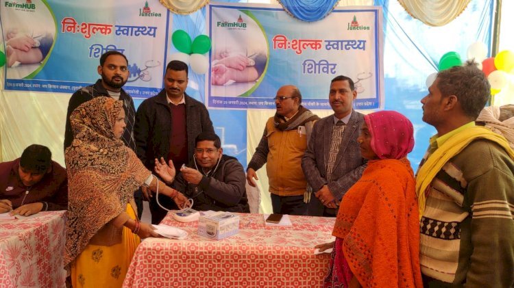 Raibareli-जुआरी फॉर्म हब लिमिटेड की तरफ से सूंची में निःशुल्क स्वास्थ शिविर का किया गया आयोजन