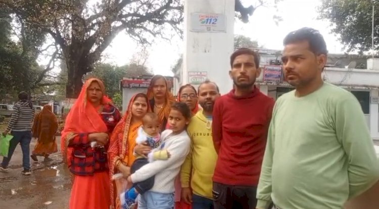 Raibareli-थाने में सुनवाई न होने से पीड़ित परिवार ने SP से लगाई न्याय की गुहार