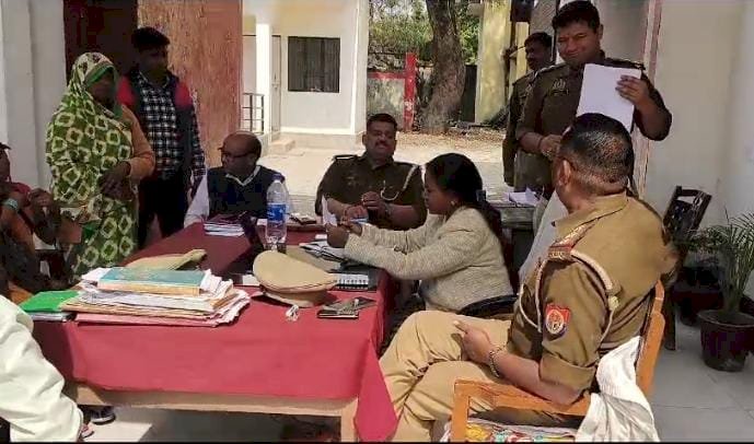 रायबरेली-तहसीलदार की अध्यक्षता में  समाधान दिवस हुआ सम्पन्न  कुल 6 शिकायती पत्र में एक का मौके पर निस्तारण,, 