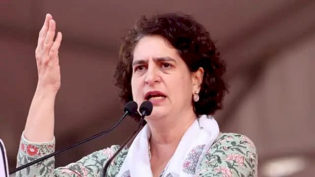 रायबरेली सीट पर सस्पेंस कायम,प्रियंका गांधी वाड्रा ने खींचे हाथ