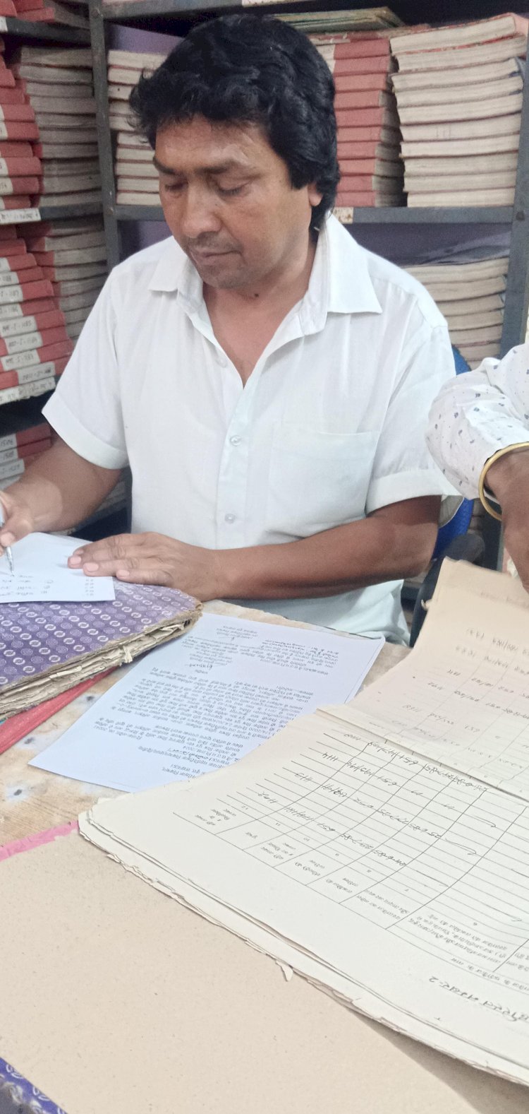 Raibareli-डलमऊ उप निबंधन कार्यालय में कार्य करते हैं फर्जी कर्मचारी