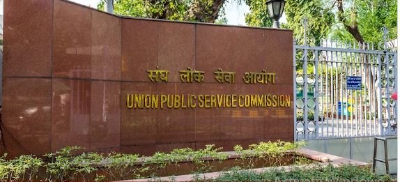 लखनऊ के आदित्य टॉपर, अनिमेश Second Rank, 3rd अनन्या रेड्डी