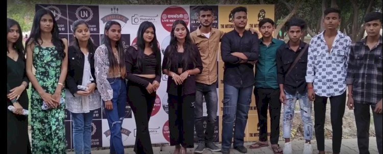 Raibareli-मॉडल्स ने कराया फोटोशूट