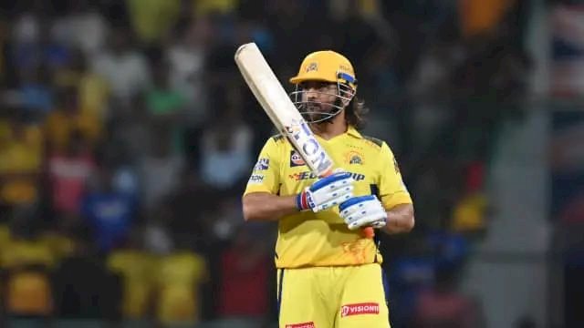 महाबली धोनी ने तोड़ा एबी डी विलियर्स का रिकॉर्ड,विराट कोहली नंबर 1