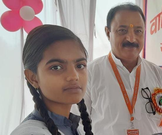 रायबरेली-माता पिता के हौसलों ने दिए पंख से जया ने नाप दिया आसमान,,  