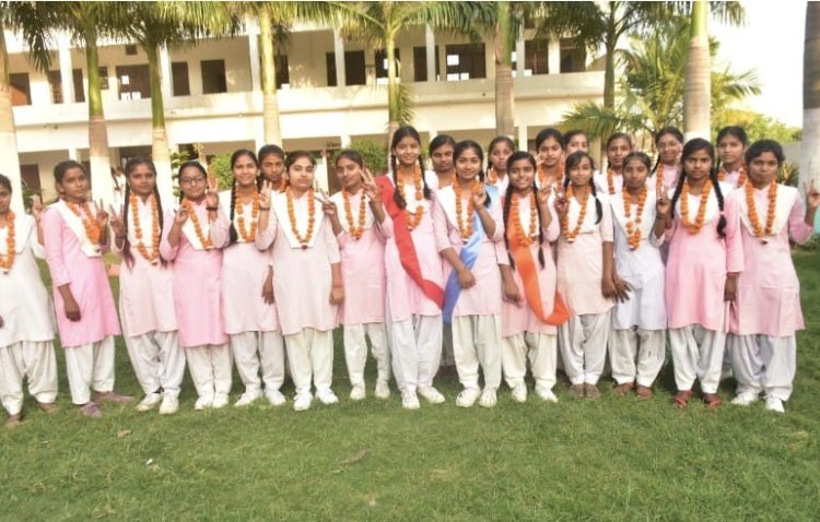 रायबरेली-94.33 प्रतिशत अंक पाकर जानवी ने हासिल किया तहसील में दूसरा स्थान