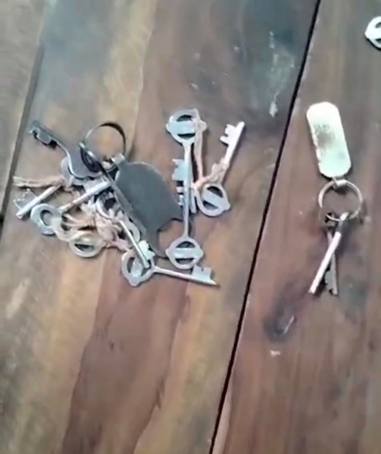 Raibareli-पुलिस गश्त की खुली पोल,नकदी समेत लाखो का माल किया पार