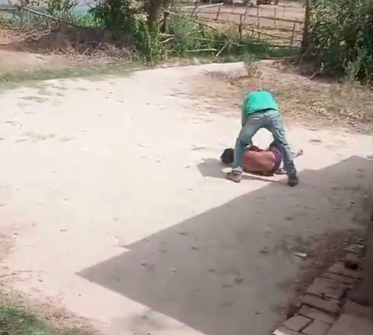 रायबरेली में मानवता को शर्मसार करने का वीडियो हुआ वायरल