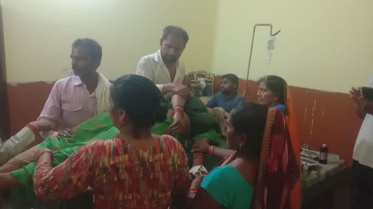 Raibareli-भैंस से टकराकर पति पत्नी घायल हालत नाजुक होने पर जिला अस्पताल रेफर 