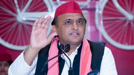 सीबीआई और इनकम टैक्स के सवाल पर गुस्से में लाल हुए सपा मुखिया