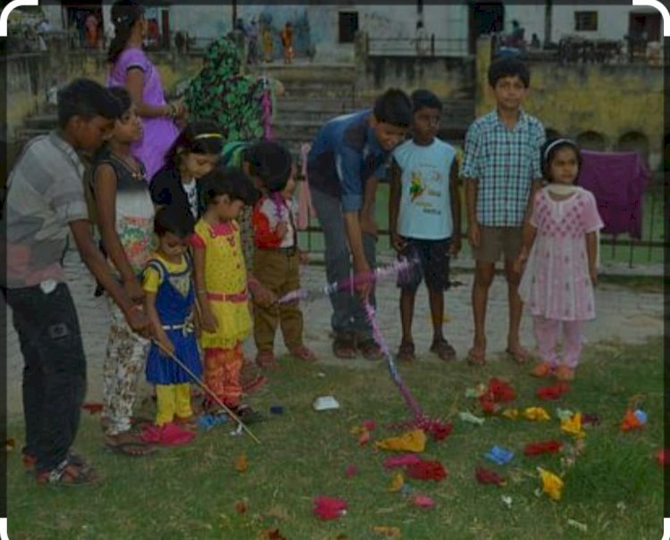 रायबरेली-नागपंचमी के उल्लास पर बरसात ने फेरा पानी