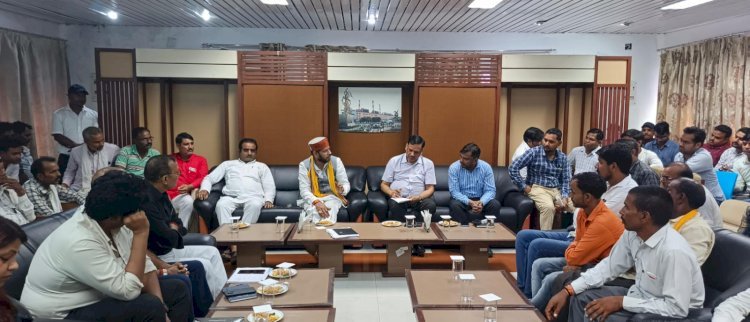 रायबरेली-मवेशी समस्या पर विधायक की पहल , ऊंचाहार विधान सभा में बनाई जाए सात गौशालाएं