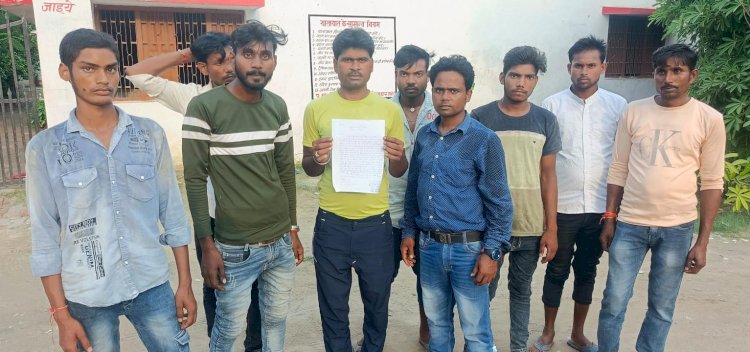 रायबरेली-भट्ठा मजदूरों की हड़प ली आठ लाख रूपए मजदूरी , कोतवाली में की शिकायत